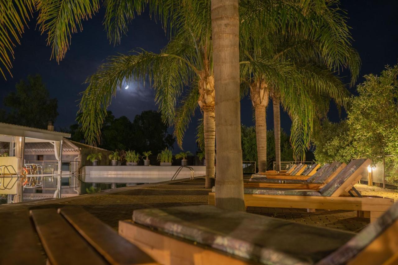Zoe Seaside Resort Gialova Ngoại thất bức ảnh