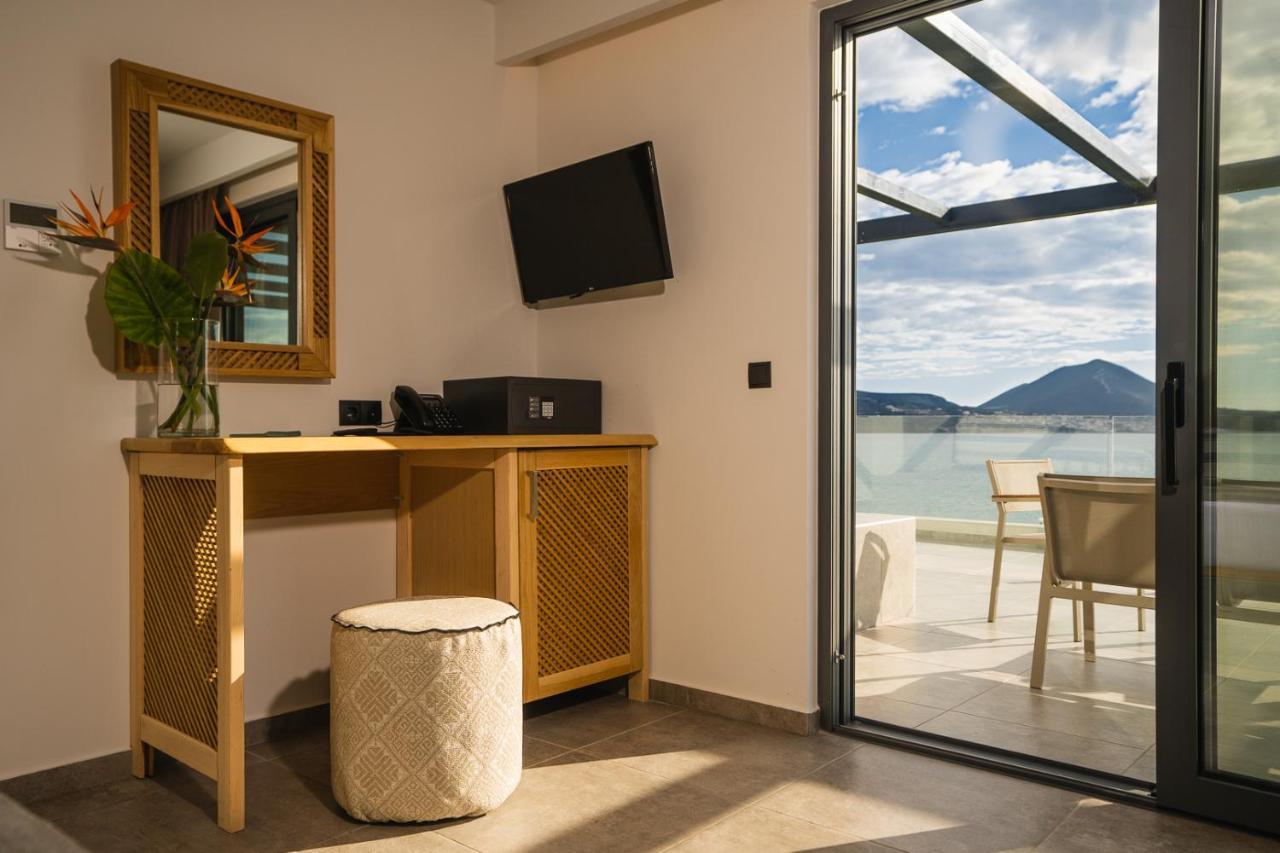 Zoe Seaside Resort Gialova Ngoại thất bức ảnh