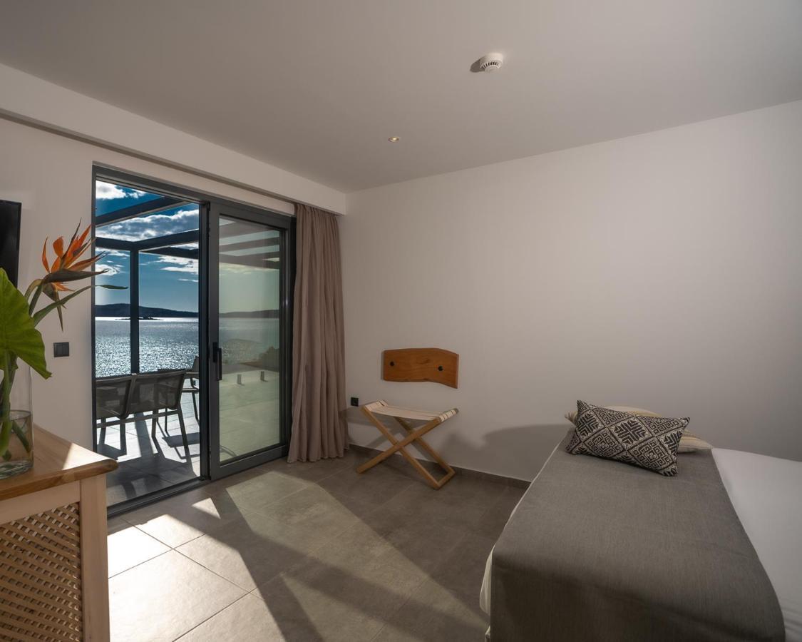 Zoe Seaside Resort Gialova Ngoại thất bức ảnh