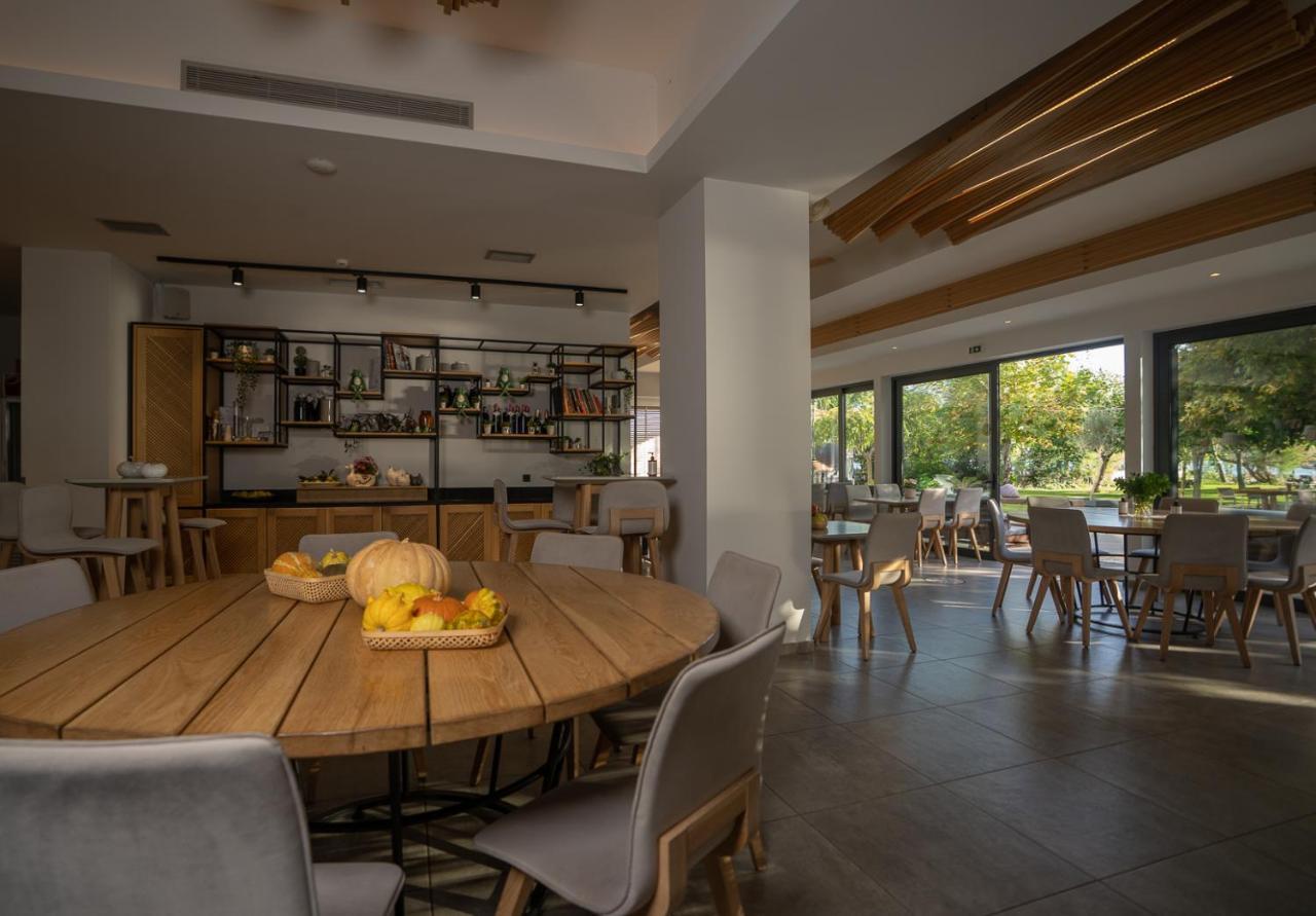 Zoe Seaside Resort Gialova Ngoại thất bức ảnh