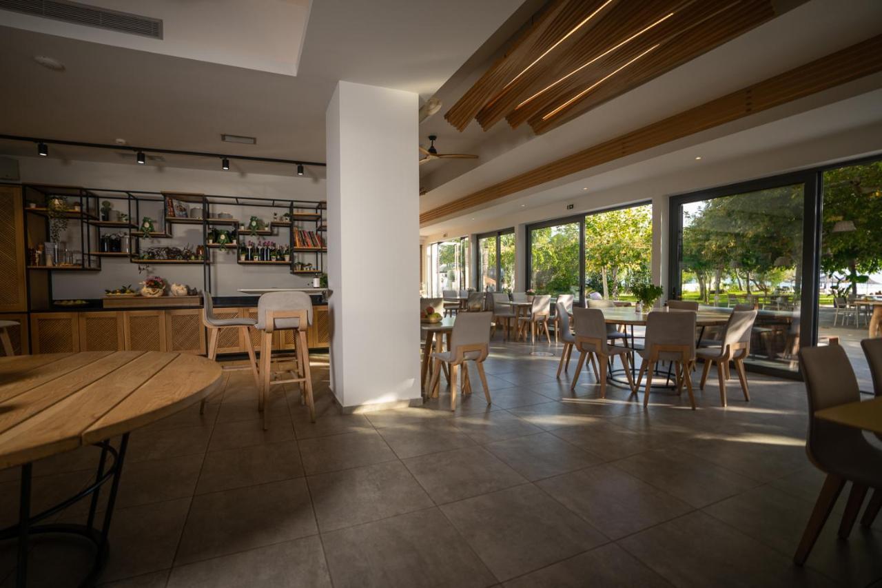 Zoe Seaside Resort Gialova Ngoại thất bức ảnh
