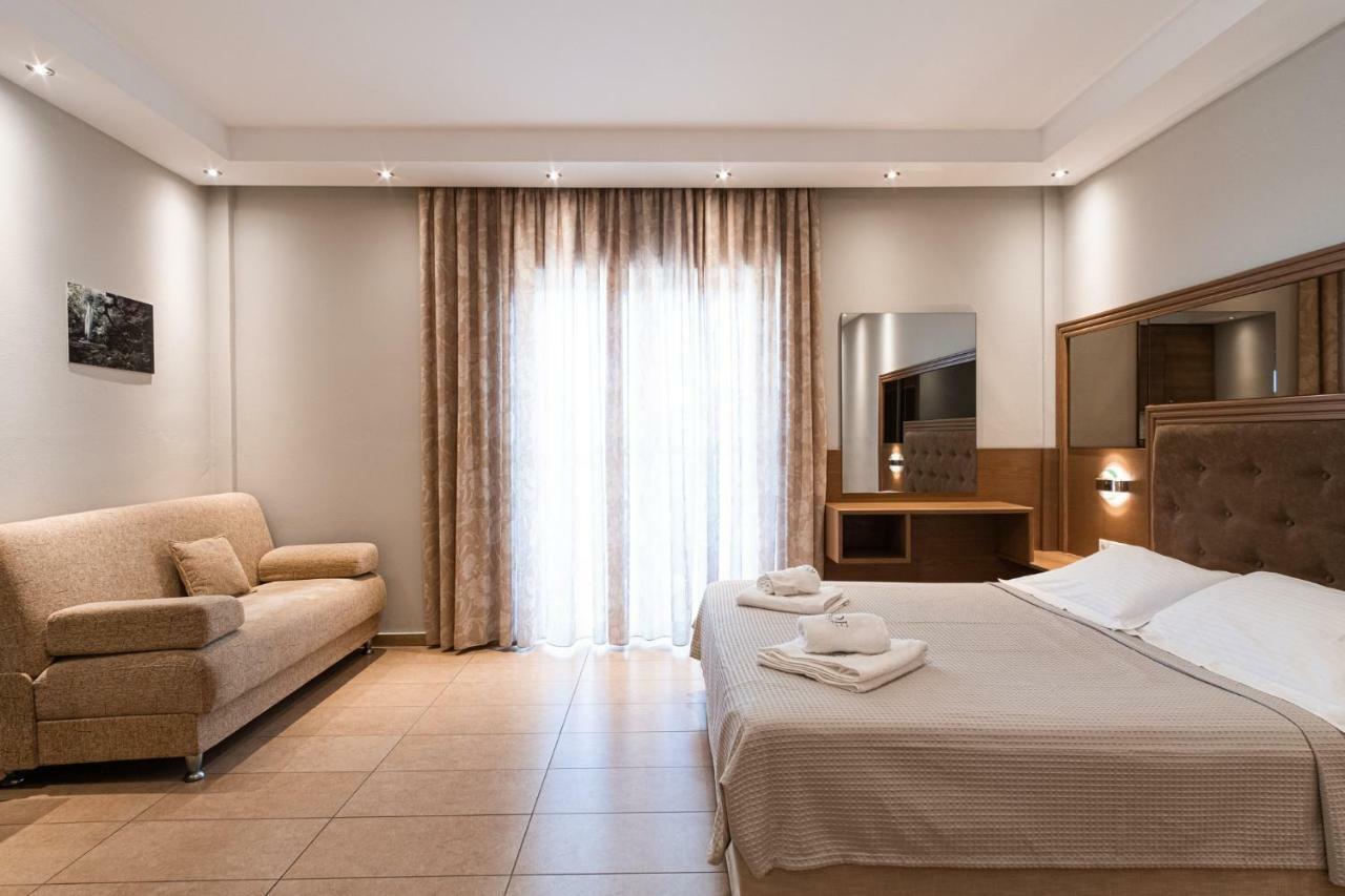 Zoe Seaside Resort Gialova Ngoại thất bức ảnh