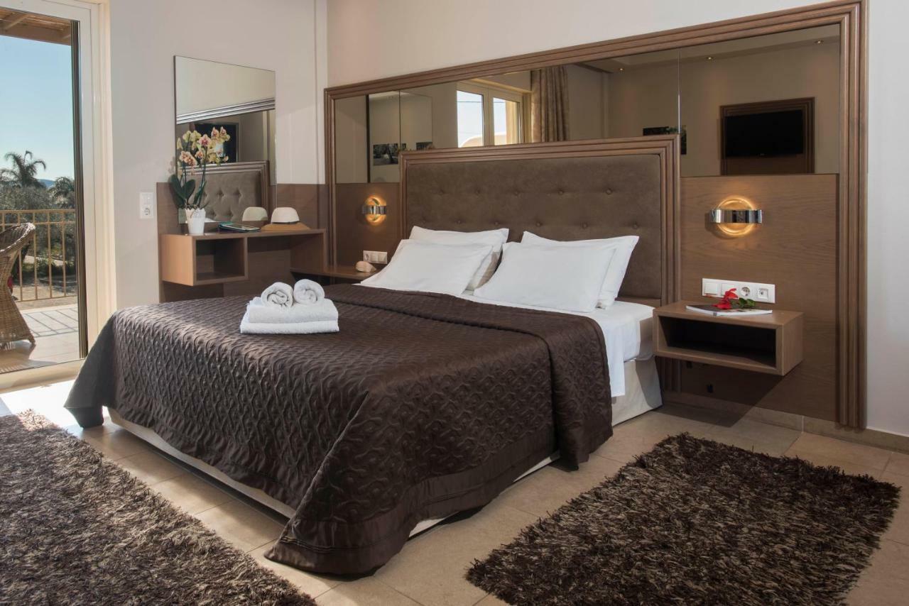 Zoe Seaside Resort Gialova Ngoại thất bức ảnh
